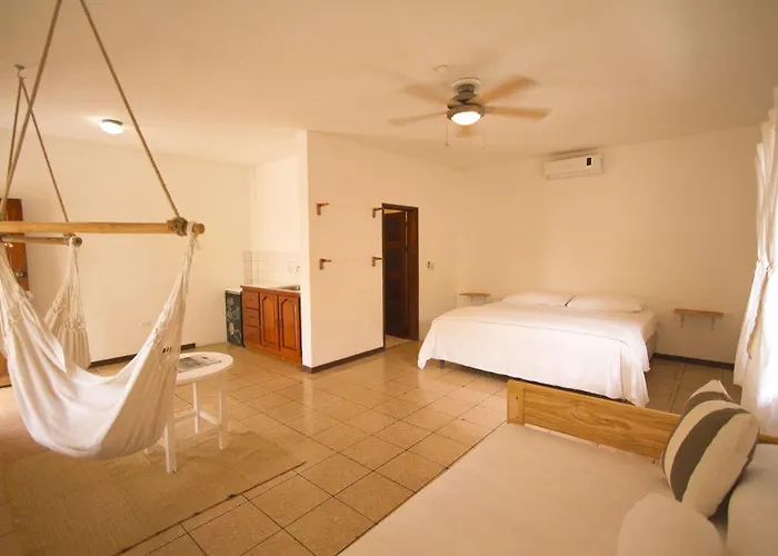 The Sunset Shack 3*