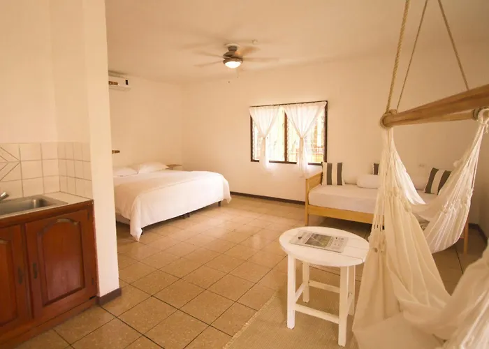 Hotel The Sunset Shack 3*