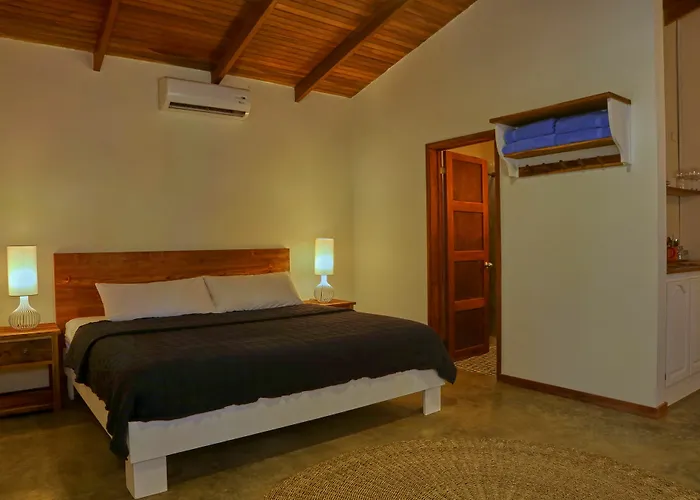 Hotel The Sunset Shack Nosara